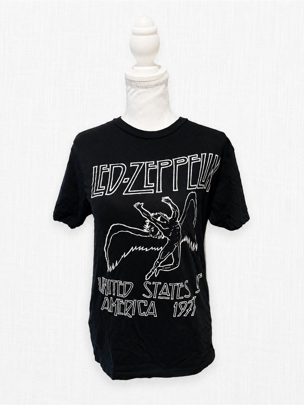 Led Zeppelin Black Graphic Reptile Tee